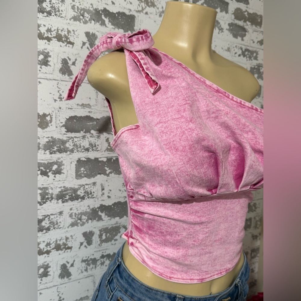 SHEIN Pink One-Shoulder Crop Top - Picture 5 of 8